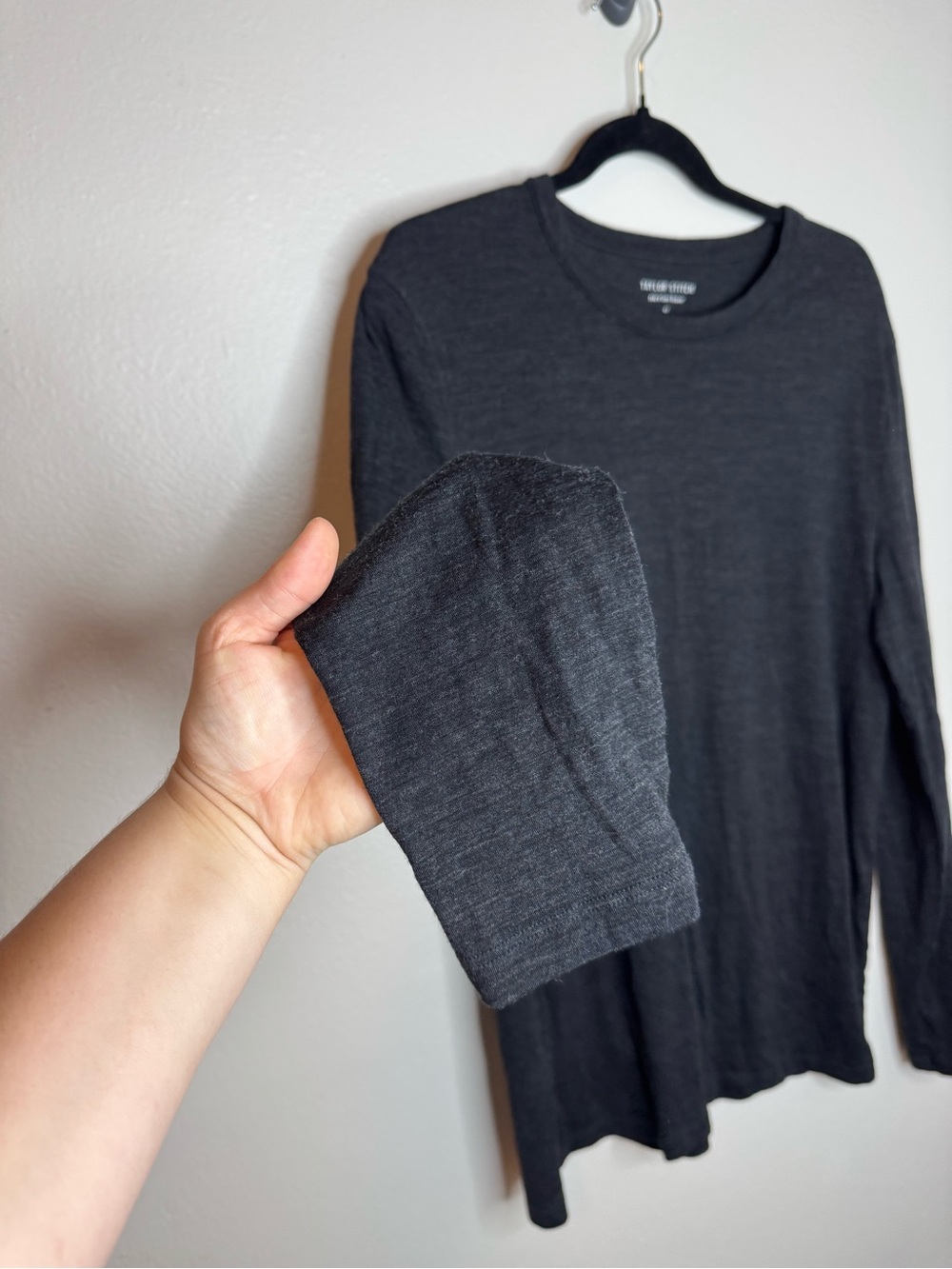 Taylor Stitch Merino Long Sleeve Tee Shirt Heather Black Mens 42 Base Layer - Picture 4 of 8